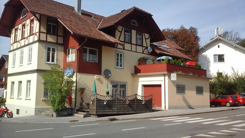 Privatzimmer Im Gasthaus Engel Apartment Dornbirn Ngoại thất bức ảnh